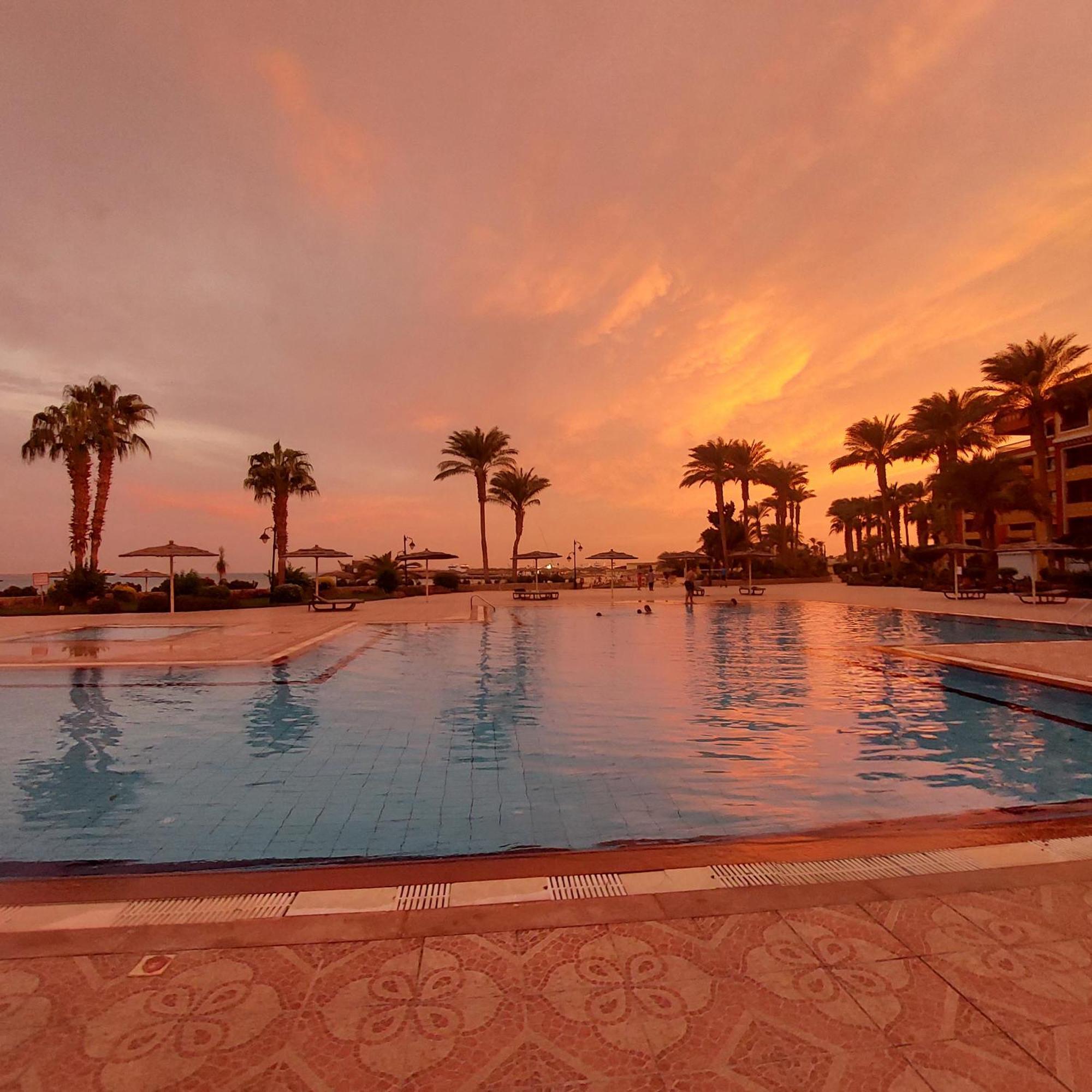 Esplanada Beach Apartment Hurghada Habitación foto
